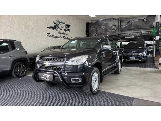 CHEVROLET S10 2.5 LTZ 4X4 CD 16V FLEX 4P MANUAL CHEVROLET S10 2.5 LTZ 4X4 CD 16V FLEX 4P MANUAL